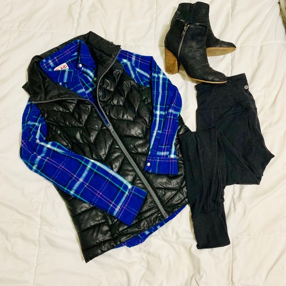 Old Navy Flannel Blue INC - Picture 2 of 3